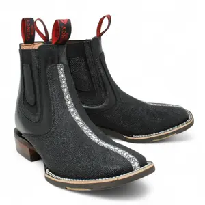 Wide Square toe Queen Stingray Print boot- Botin  Mantarraya Perla Completa Grabado