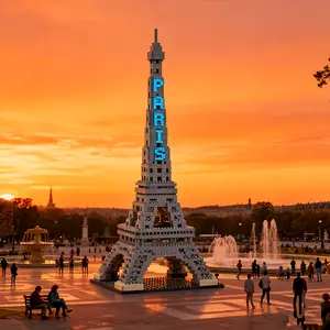 Eiffel Tower Building Block Model, 3D Puzzle Decoration, Home Decor, Party Decoration, Handmade Craft, Fine Carving, Lightweight Statue