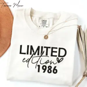 Limited Edition 1986 Hoodie – A Rare and Exquisite Item for Ladies, Cowgirl tshirt Vintage Guitar Tee, Music Lover Gift