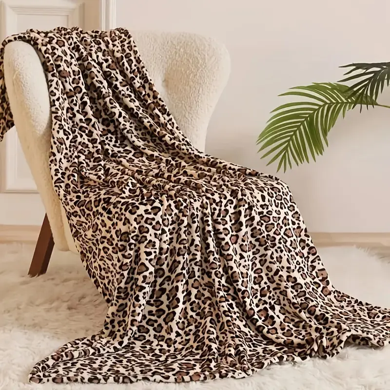 Cozy 2-Sided Cheetah Print Fleece Flannel Throw Blanket - Super Soft, Lightweight, Allover Print Animal Artwork Blanket, 50x60 In, Anti-Pilling, All-Season Comfort for Adults, for Bed & Travel, 2 Sided Blankets