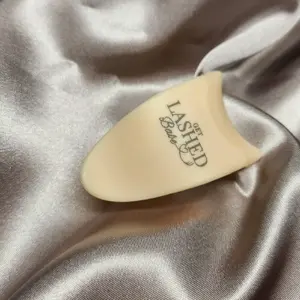 Lash Clip