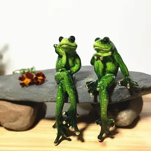2 Pieces/Set Sitting Frog Statue Garden Frog Sculpture Decor Resin Animal Collectible Figurine for Home Outdoor Patio Fairy Garden Bonsai Micro Landscape Cake Decorations