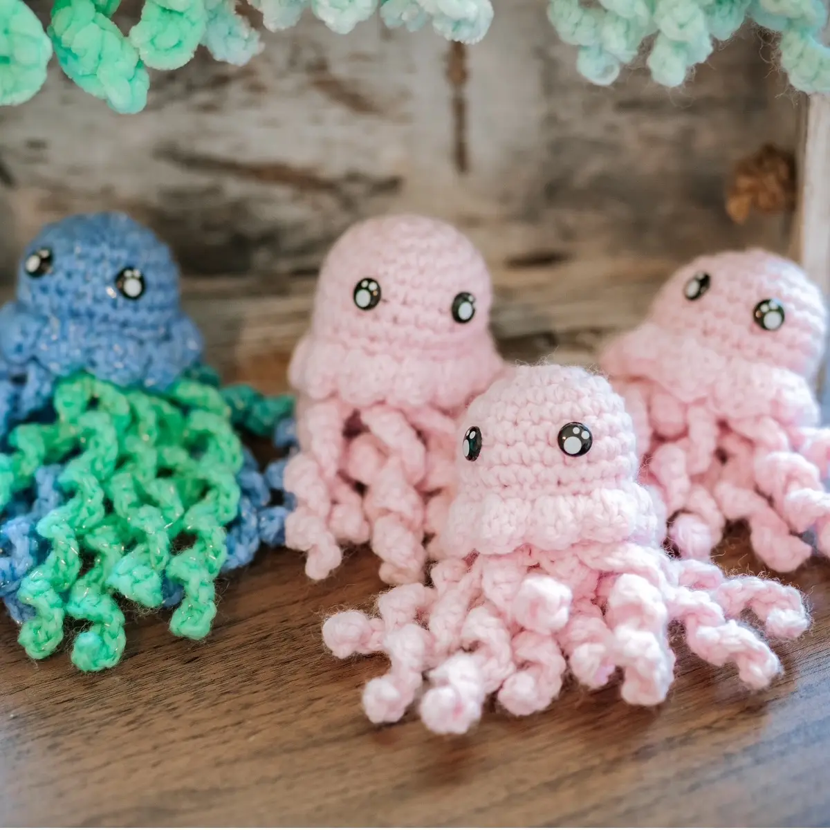Mini crochet jelly fish