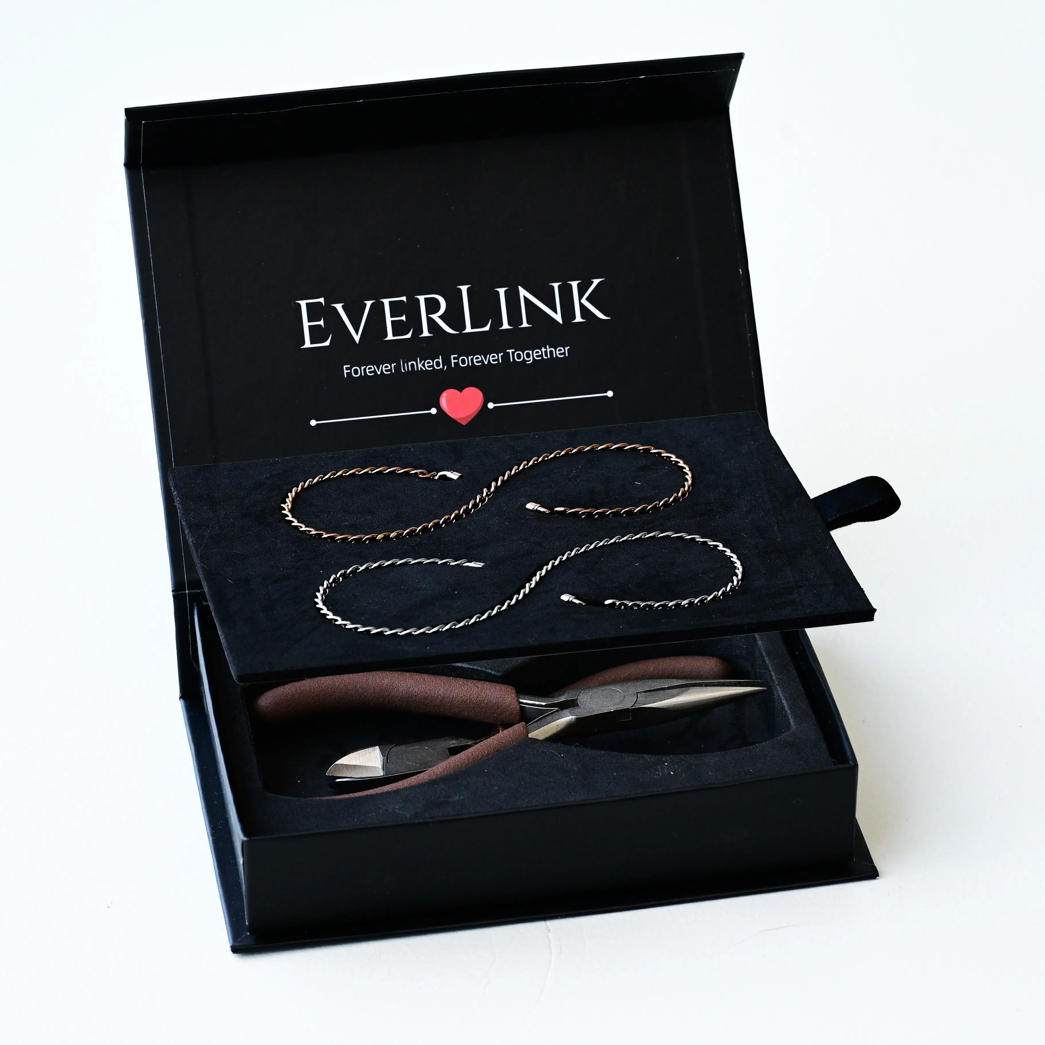 [Couple Gift] - Soullink Unisex Permanent Couples Bracelets with Special Clasp - Perfect Date Night Gift for Anniversary and Birthday