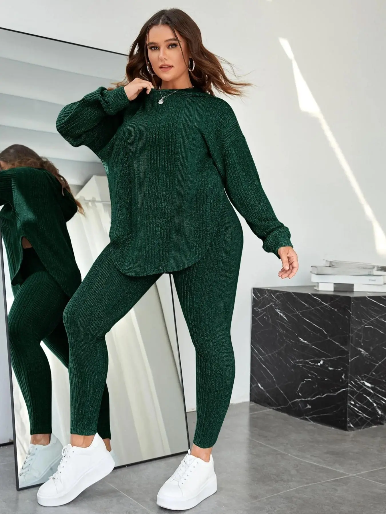 【Plus Size】 Plain Split Curved Hem Hoodie & Leggings Lounge Two-piece Set, Casual Fashion Cozy Breathable Two Piece Outfits for Daily Home Wear, Women