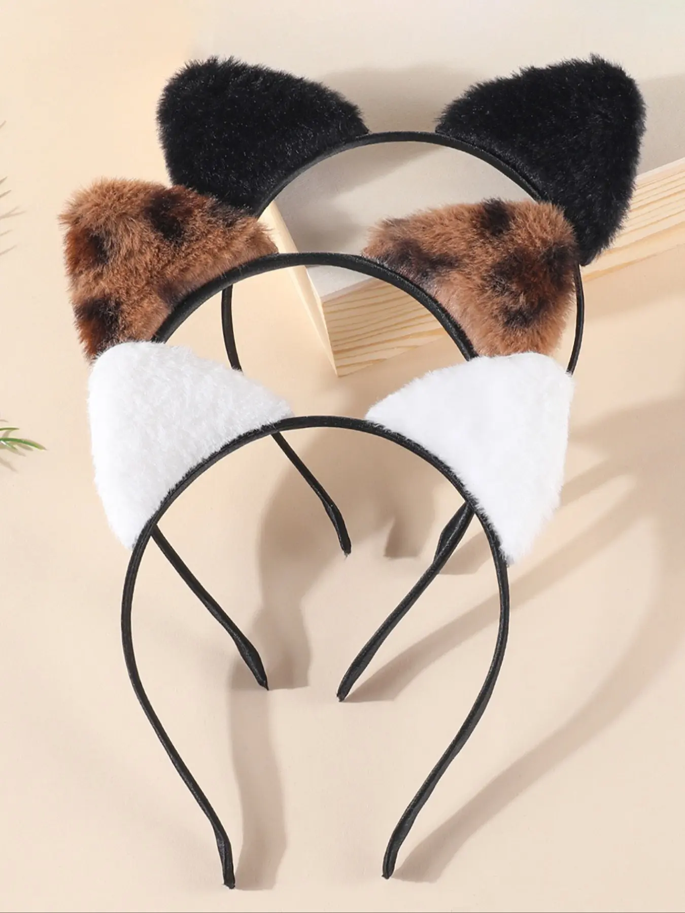 3pcs Autumn Winter Cute Leopard Print Plush Cat Ear Headbands, Animal Ears Headband, Sweet Versatile Hair Bands for Outdoor and Face Washing Use, Fun Hair Accessories