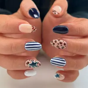24pcs Short Oval Blue Leopard French Nail Set, Glossy Finish, Perfect Fit Acrylic False Nails, Star & Stripe Design, for Women and Girls, Nail Art Design, Nail Art Supplies