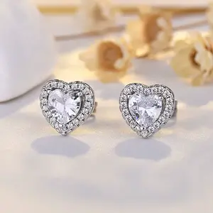 【Must be】S925 Silver Heart - Shaped Moissanite Stud Earrings Fashion Classic Ear Jewelry Gift for Men Genuine Authenticity Certificate  8802