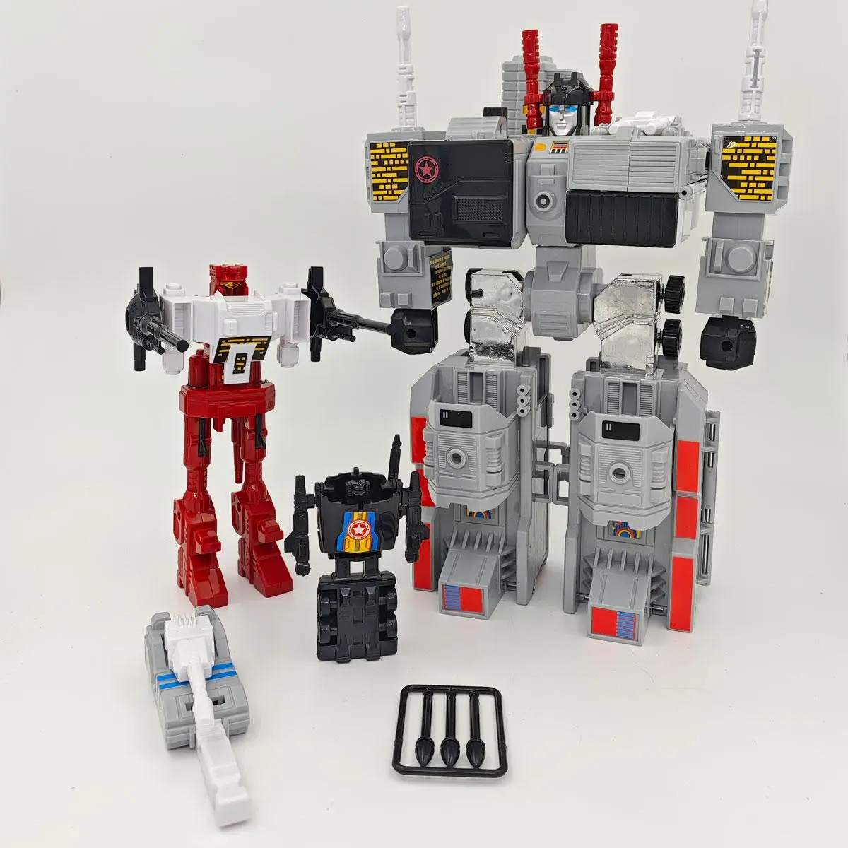 Transformation G1 3 Change Base Metroplex Fighters KO KT Ver Action Figure