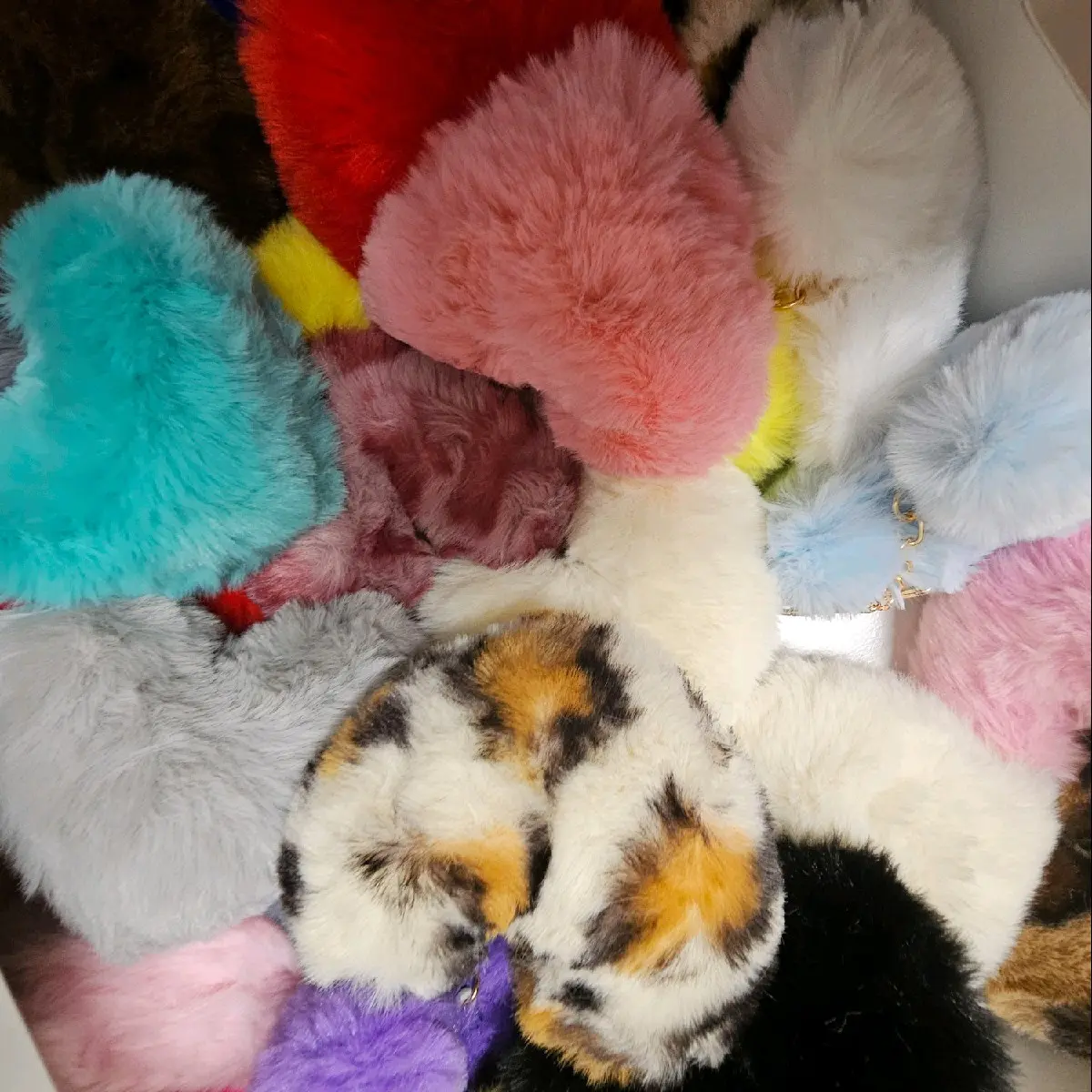 Keychain 3" Heart Pom Fuzzie