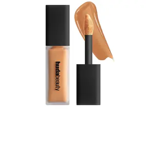 Huda Beauty Faux Filter Luminous Matte Concealer in Crumble 7.1