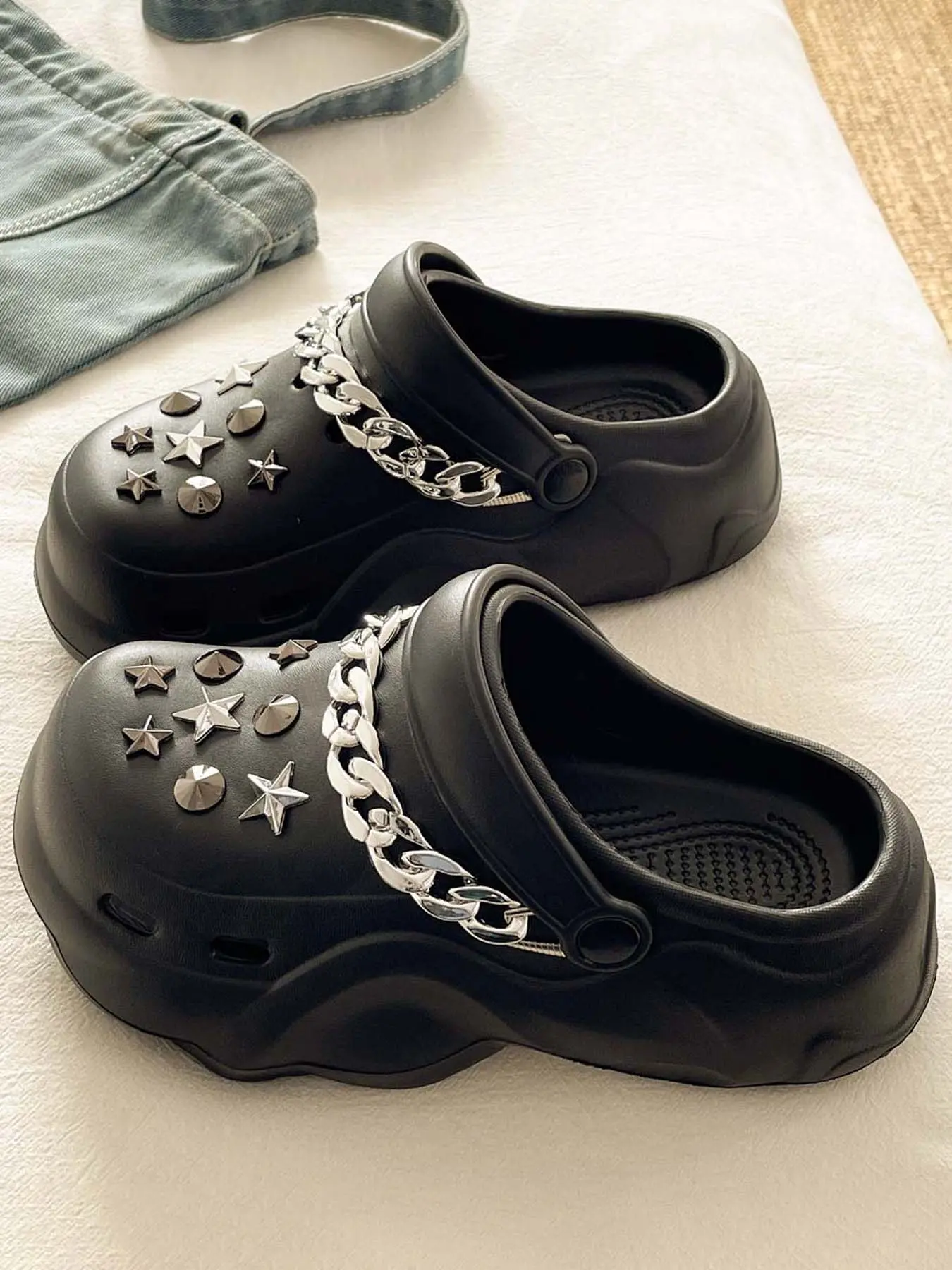 Summer New Cyberpunk Style Holey Shoes, Eva Thick Sole Height Increase, Comfortable Casual Beach Sandals, Trendy and Versatile, Platform Slipper Shoes