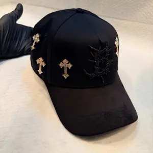 Modelo Barbas hats