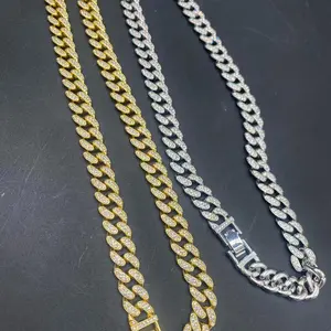 (WY)Fashion Crow necklace, Cuban necklacerhinestone decoration, fashion people's choice, goodaccessories for parties and birthdays