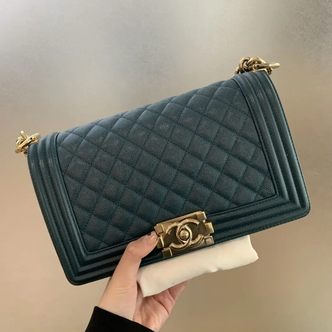Pre-owned CHANEL Boy Medium Quilted Caviar Shoulder Bag in Lake Blue with Gold Tone Hardware (Style Code: B2204001)
