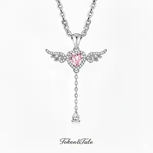 Angel Necklace for Women, Heart Pendant Necklace with Movable Wings,  Fashion Versatile Elegant Jewelry, Party Daily Birthday Gift