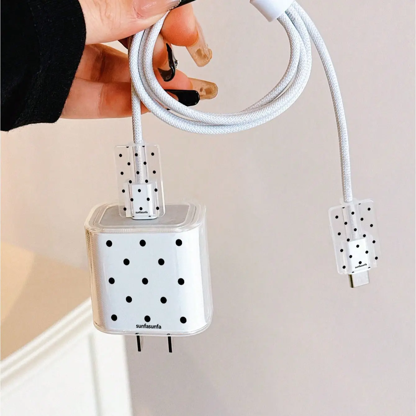 Charger Protection Case and Cable Sleeve Set, Dot Pattern Charger Cover for Apple Phones, Silicone Storage Strap Included