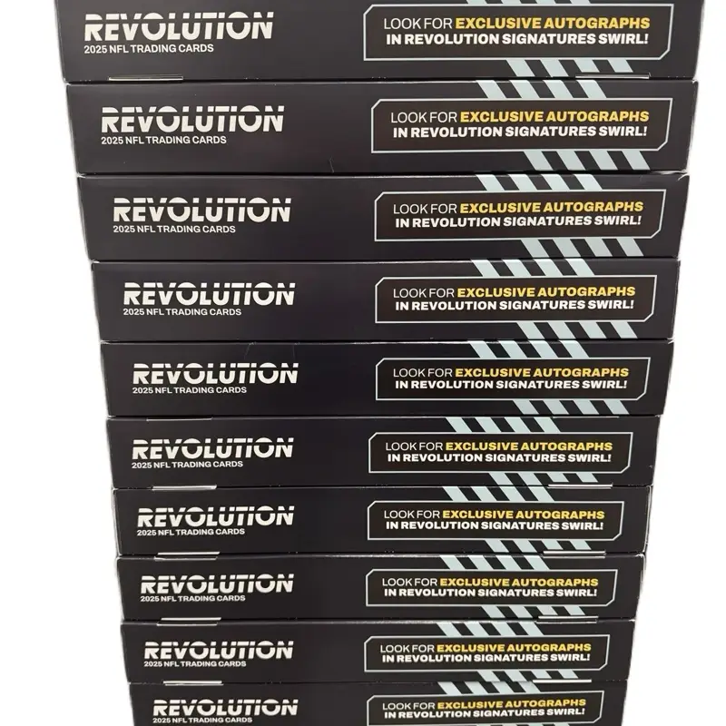 Break #44 (10) 2025 Revolution Football Debut Boxes