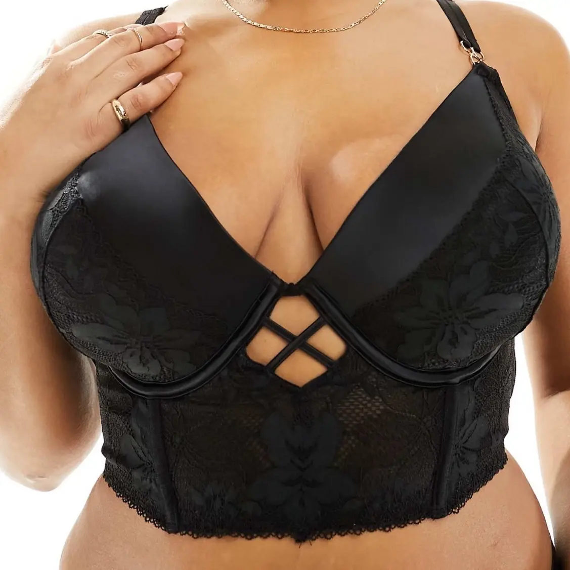 Black Sexy Velvet Padded Bralette for Women - Perfect for Tops - Womenswear