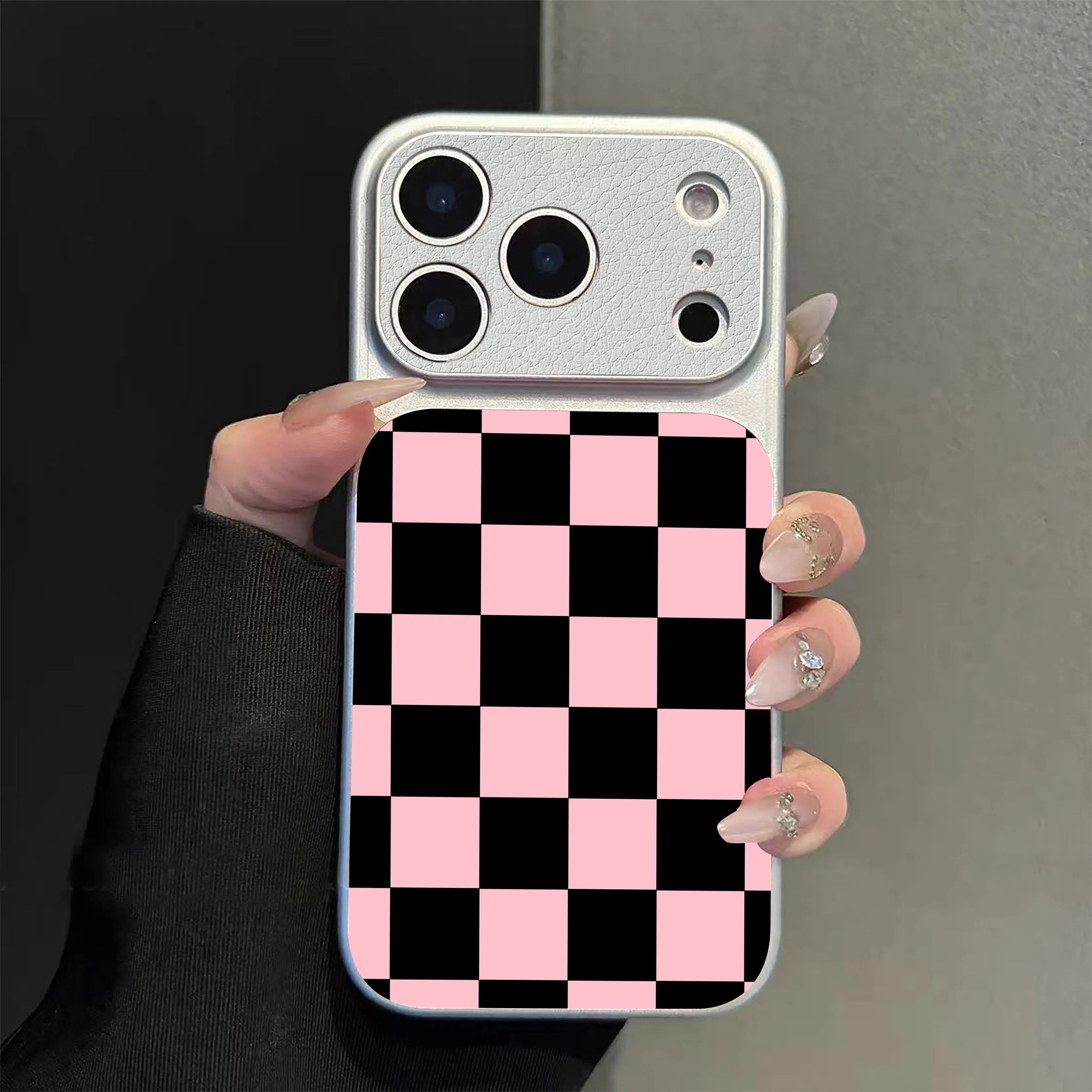 Retro Checkerboard Pattern Phone Case - Y2K-style shockproof protective case for iPhone Air/17/16E/15/14/13 Pro Max series; stylish and cute.
