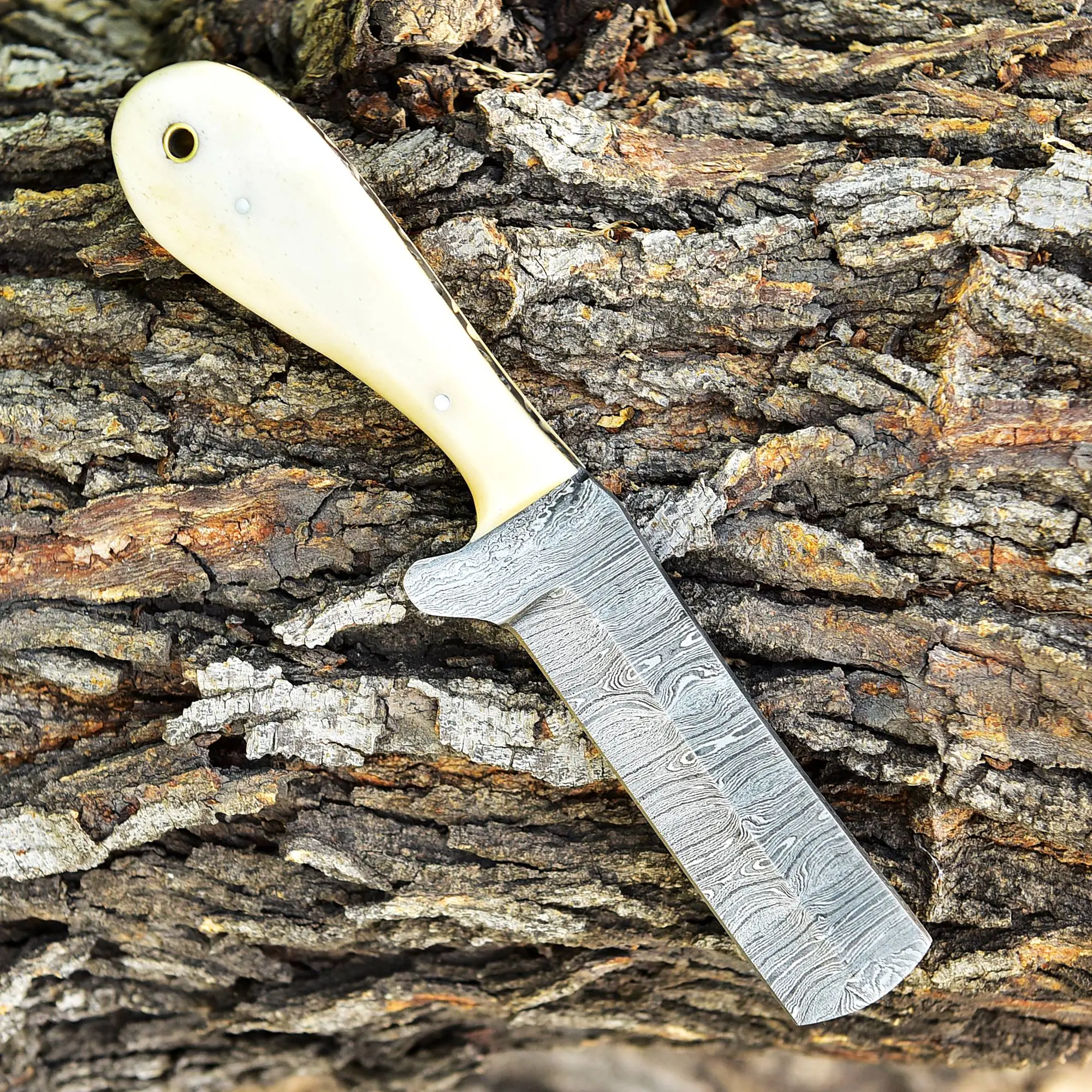 Custom Handcrafted Damascus Steel Fixed Blade Skinner Knife Outdoor Knife With Free leather Sheath