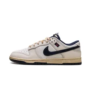 Dunk Low "Stranger Things Phantom" IH6766 001