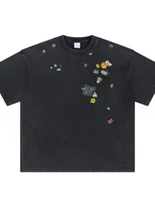 Unisex Oversized Clutch Graphic T-Shirt, Casual Washed Cotton Streetwear Top with Round Neck, Slightly Stretchy