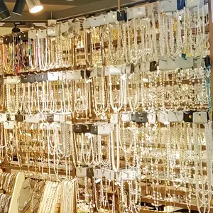 A Set of 10/20/30/50/60PCS Random Styles, Such As Rings, Bracelets, Necklaces, Earrings, Earrings, And Ankle Chains, Inlaid with Imitation, Metal Geometric Design, Suitable for Women'S Vacations, Dates, Parties, Festivals, And Gift Giving