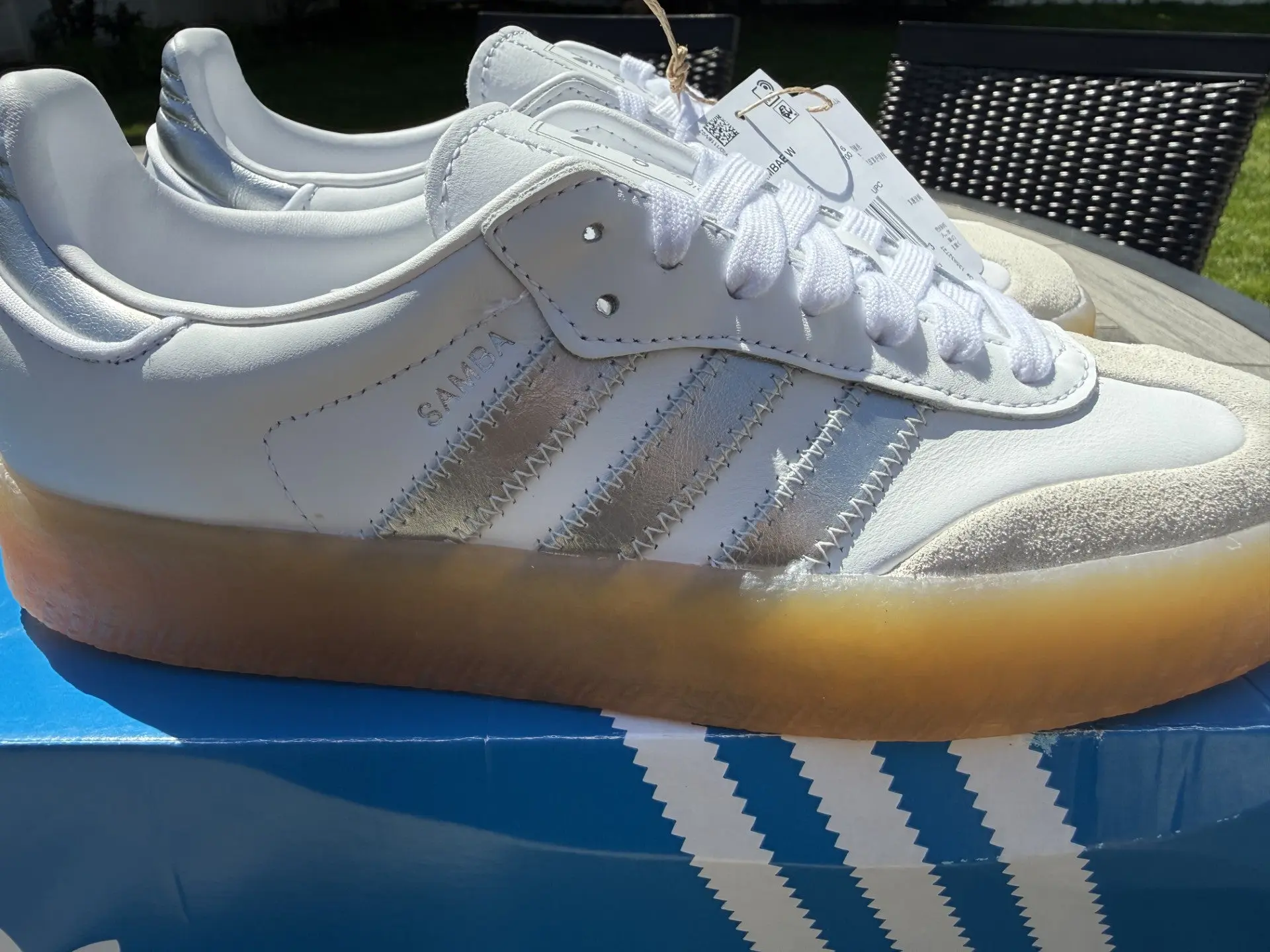 adidas Sambae W White Metallic Silver Women’s Size 8 🔥 Platform Gum Sole Sneaker
