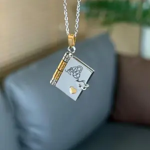 Book Necklace for Granddaughter (Spanish Version),Collar libro regalo para nieta