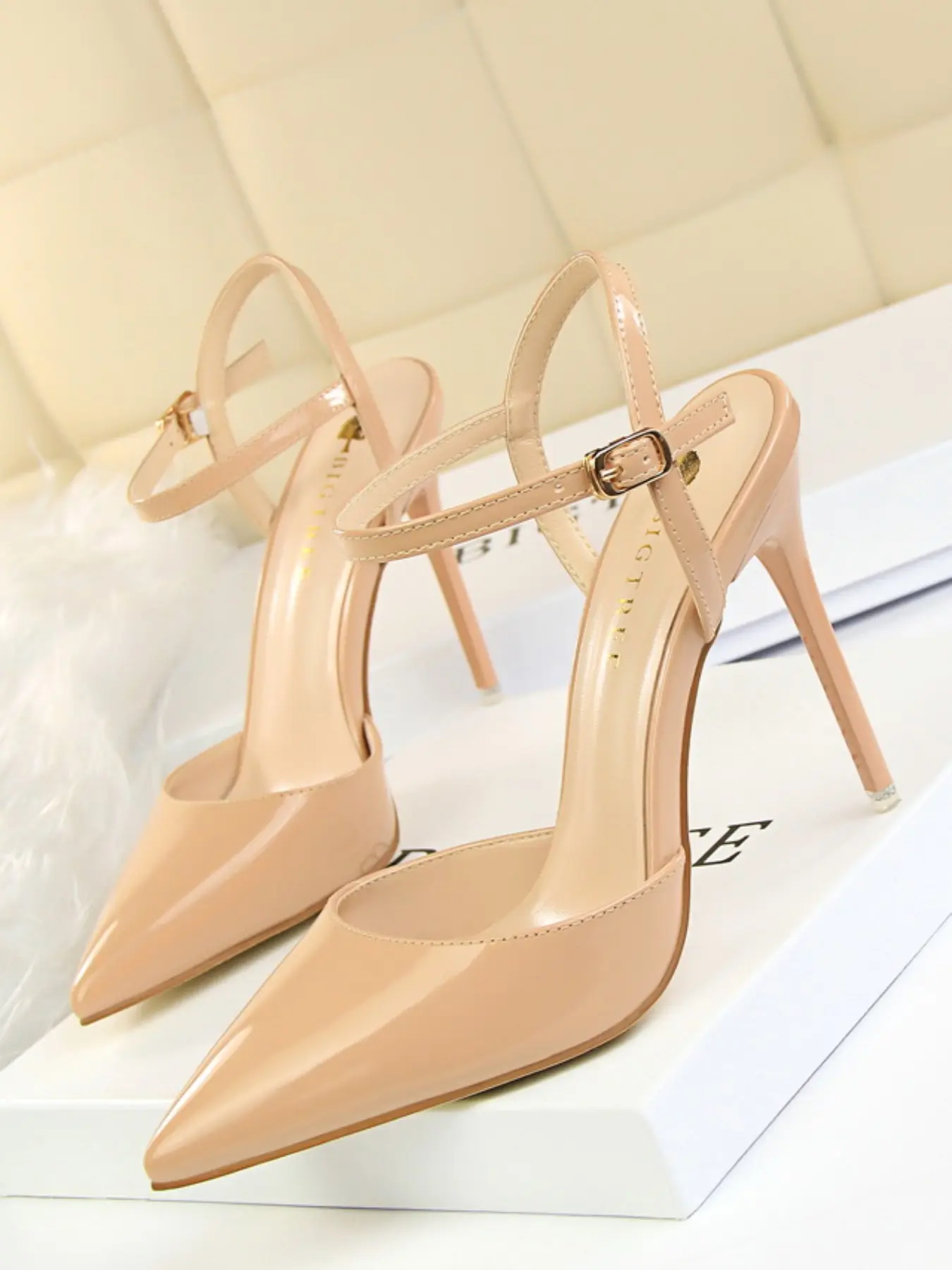 Shocking Street Style! Mirror Finish Pointed Toe High Heels, Buckle Back Design, Party Queen Shoes, Slimming Stiletto, Leather Look, Fashionable Heeled Sandals, Ankle Strap Sandals