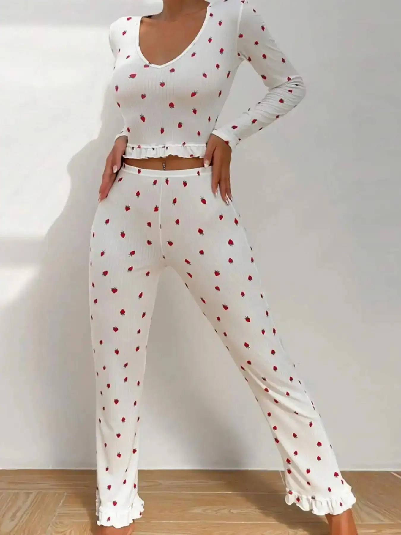 Two-Piece Set Women's Trendy Strawberry Print Ruffle Hem Pyjama Casual Comfy V Neck Long Sleeve Top and Pants PJ Sleepwear for Spring Fall Pajamas essential wardrobe everyday comfort daily all day, summer essential, gift for wife