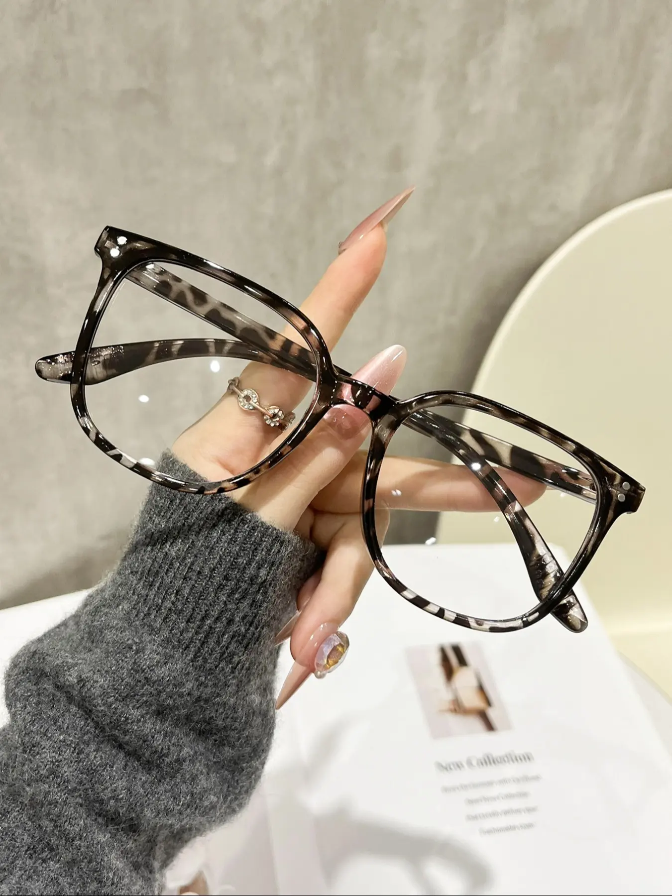 Unisex Square Pattern Flat Glasses, Fashionable Frames Glasses, Fashion Eyewear, Ideal for Vacation, Back-To-School, Daily Use, Computer TV Phone Accessories, All Seasons, Boho Style, Stylish Square Frames, Trendy Square Frames, Square Eyeglasses Frame