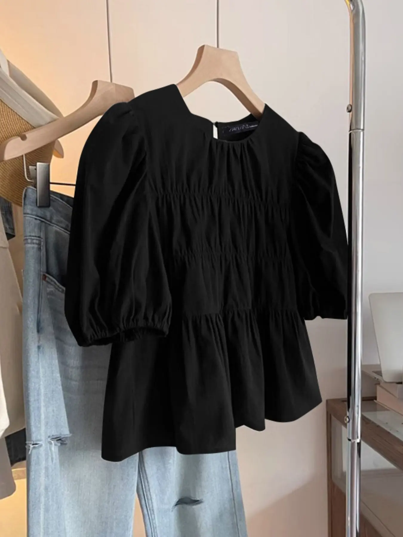 Women's Basic Casual Shirt Blouses Tops, Round Neck Short Sleeve Bubble Hem Ruched Design, Loose-Fitting Long Clothing for Daily, Womenswear Everyday