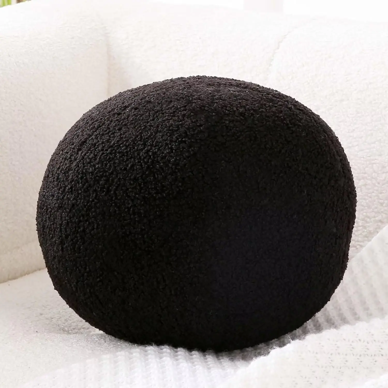 Black Ball Pillow, Soft Round Throw Pillows, Sphere Shaped Pillow Round Decorative Pillow, 8.6 Inch Round Boucle Plush Pillow Cushion for Couch, Sofa, Bedroom