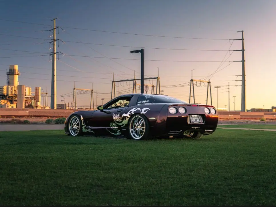 (UNIVERSAL) Fear God Livery