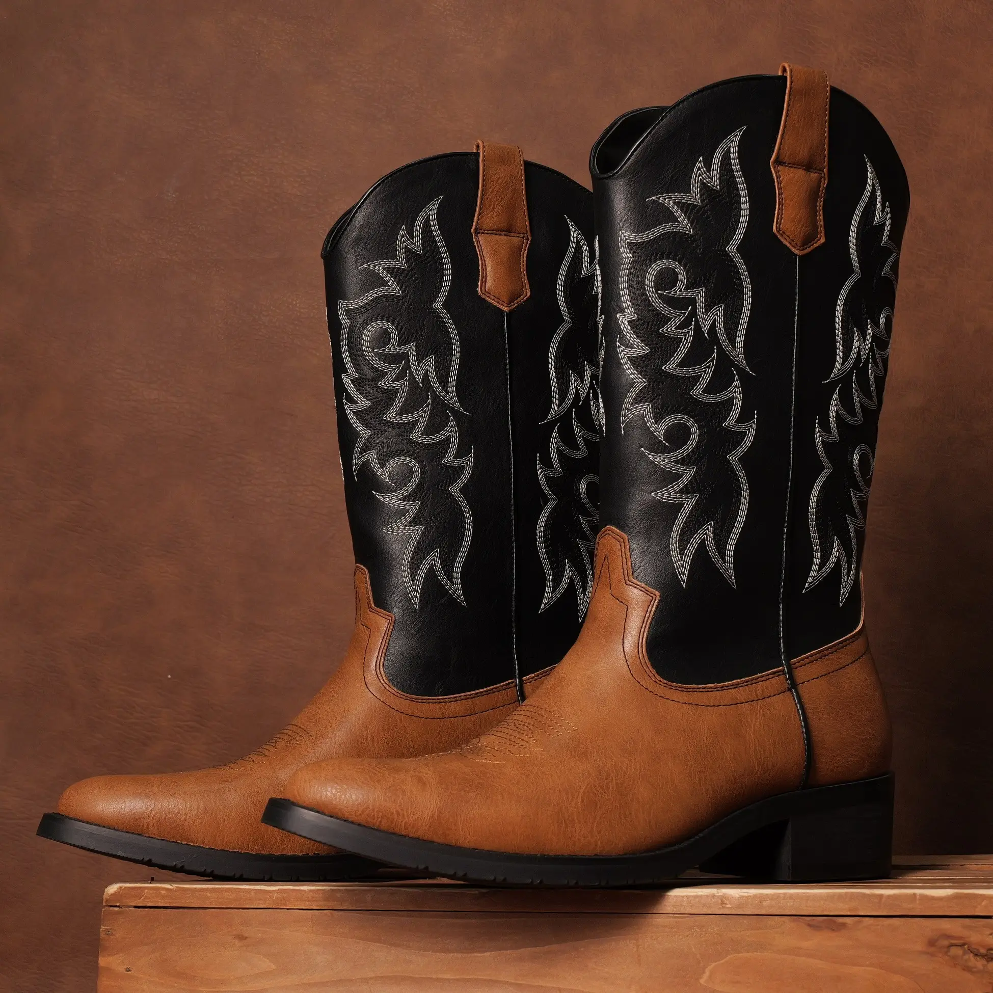 Eleet Western Cowboy Boots for Men & Women - Pointed Toe Mid-Calf Botas with Classic Embroidery, Slip-Resistant Western Couple Boots, Comfort Vintage