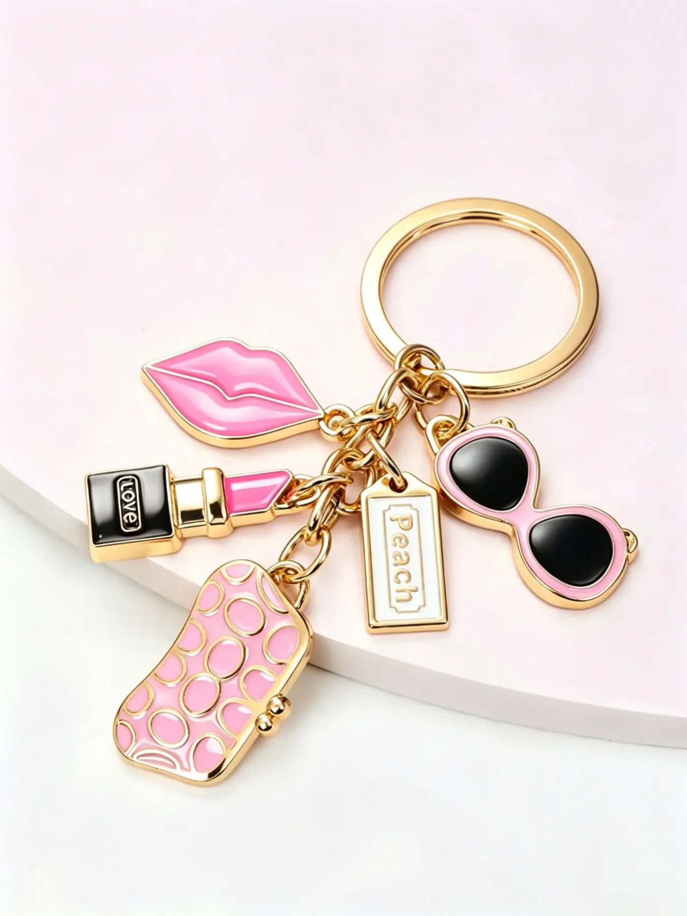 Fashionable Lip-Design Alloy Keychain, Stylish Keychain, Trendy Cute Bag Charms for Wallets, School Bags and Backpacks, Fashion Accessories for Women and Girls, Cute Keychain Accessory, Bag Charm Keychain