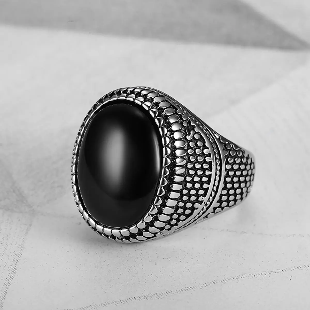 Black Granular Texture Stainless Steel Ring - European & American Trendy Stackable Jewelry, Anti-Rust Luxury Alternative Ring, Dark Aesthetic, Simple Atmospheric Lightweight Multifunctional Costume Accessory, Stackable Rings, Stainless Steel Jewelry