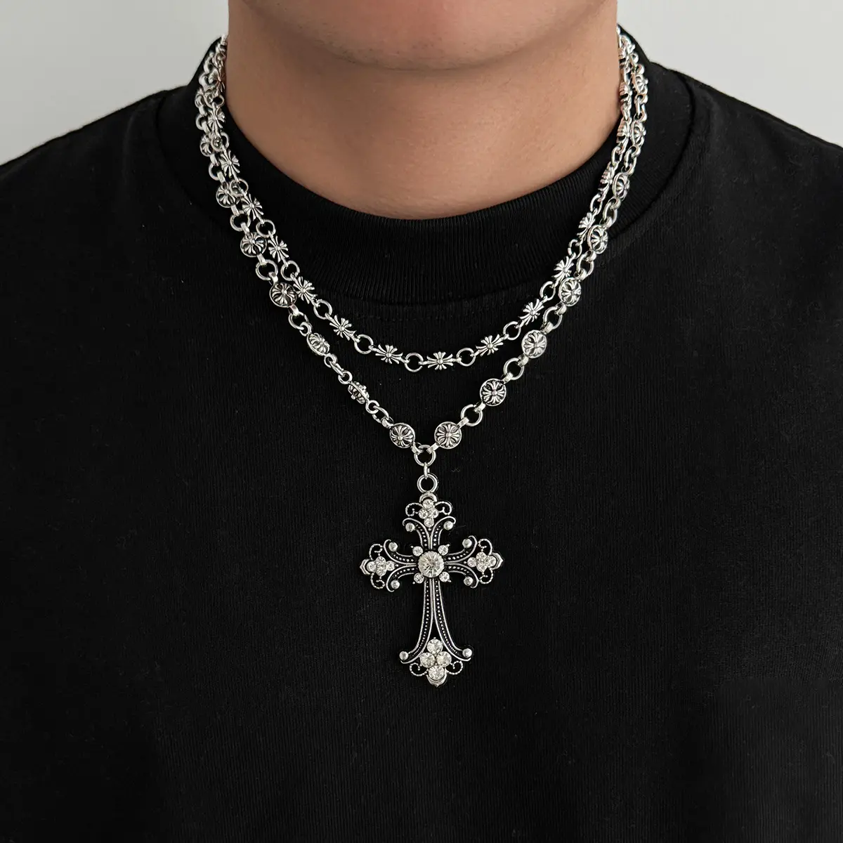 Men's 2-Pcs Set Alloy Stacked Gothic Cross Necklace - Unisex Antique Rhinestone Micro-Pave Cross Choker with Plain Layered Chain, Vintage Cyberpunk E-Boy Daily Jewelry Gift