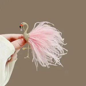 Elegant Women Girls Fashion Feather Flamingo Badges Pin Exqusitie Korean Style Unisex Animal Classic Brooch Jewelry