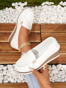 Women's Slip-On Low Heel Thick Sole Shoes, Casual Versatile Comfortable Simple Decorative Buckle, Modern European Style Loafers Walking Shoes