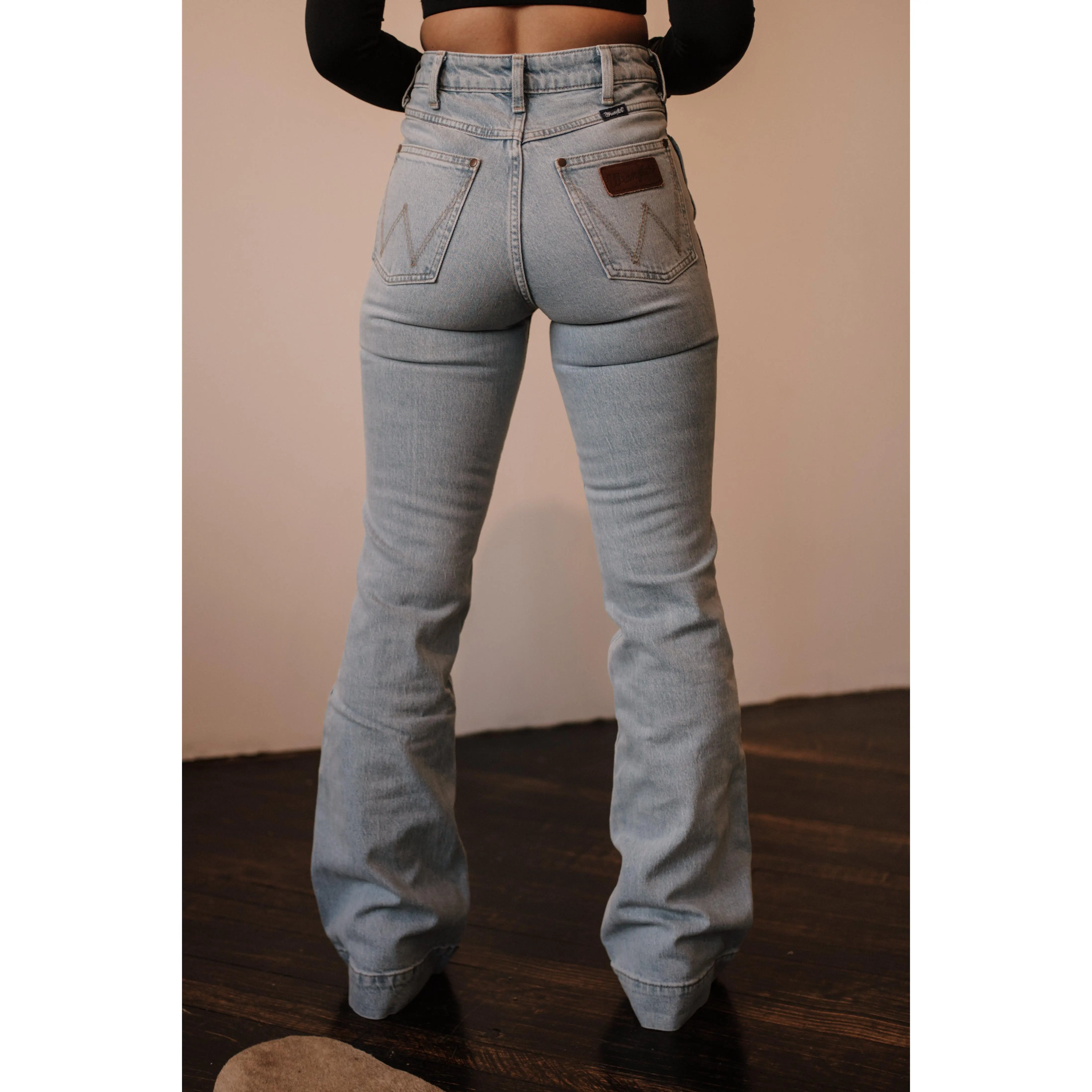 Wrangler Beth Sky Women's High Rise Trouser Jeans, Light Wash Stretch Cotton Denim Wide Leg Pants, Bottoms