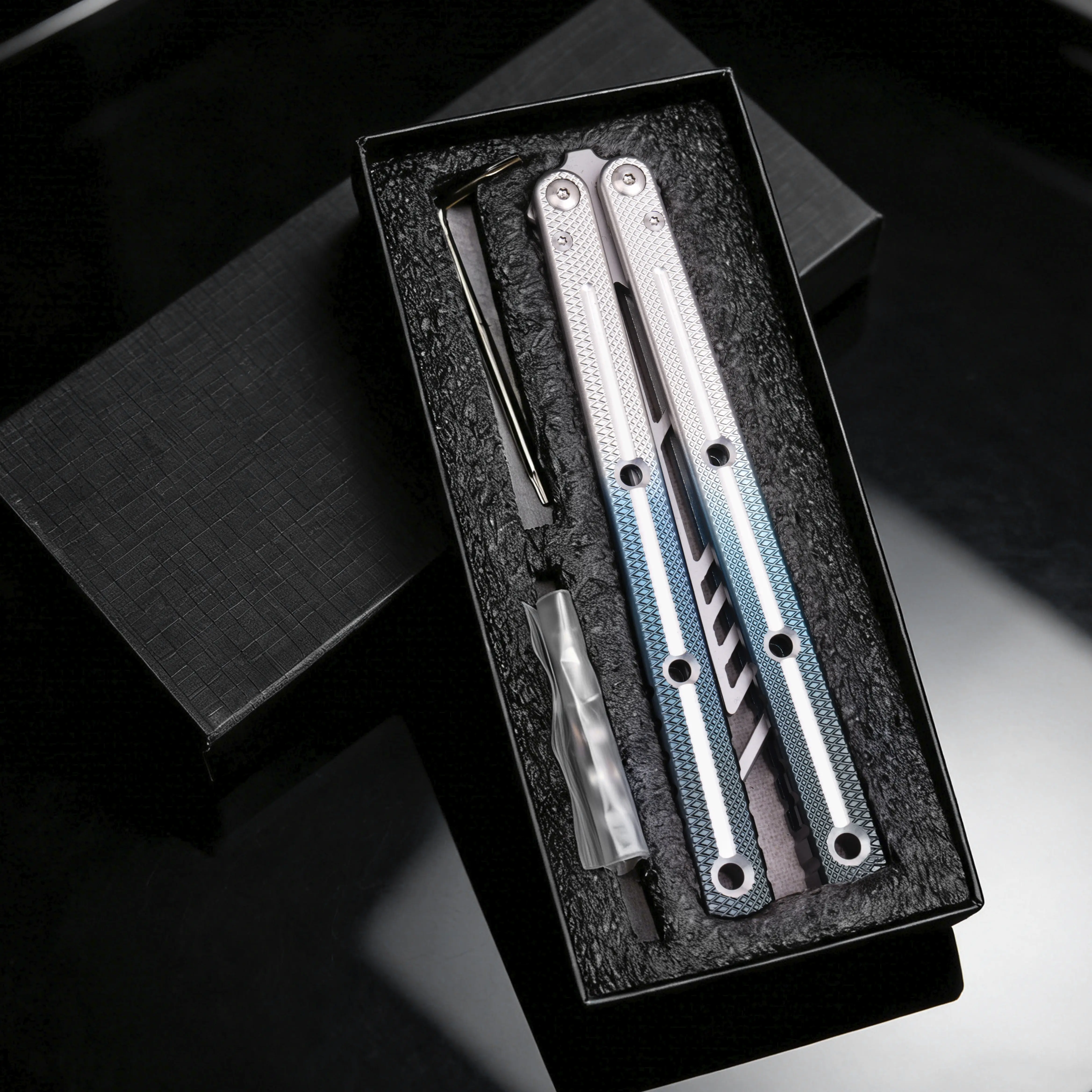 TGZUO Kraken Folding Pocket Knives - Aluminum Alloy Handle, Stainless Steel Non-Sharp Blade, Beginner-Friendly Tool Knife, Ideal Gift Option, Guys Gifts