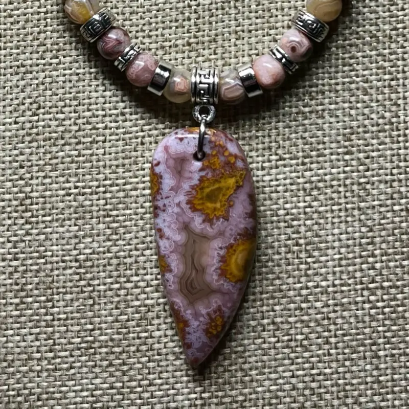 Handmade Laguna Agate Cabochon Beaded Necklace with Unique Pattern and Durable Design