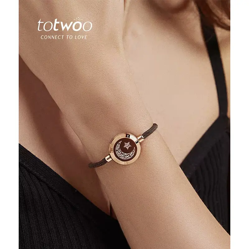 Totwoo Sun and Moon Lovers Smart Bracelet, Induction Vibration Luminous Couple Bracelet Long-distance Love Long-distance Interactive Flash Induction Vibration Gift for Girlfriend Valentine's Day Birthday Gift