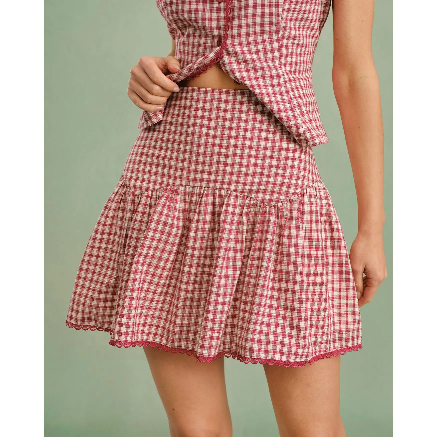 Rihoas Women's Checkered Print Ruched Waist Mini A-Line Skirt - Lace-Accented Polyester-Cotton Bottom, Zip-Closure Fashion Skirt, Lady, No, Fitted, Chic, Plaid, Elegant