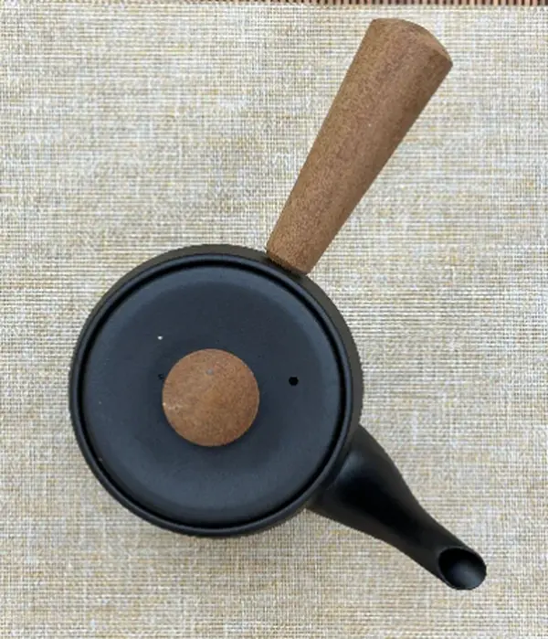 Stainless Steel Teapot with Natural Wood Accents | Crafted in Tsubame City, Japan