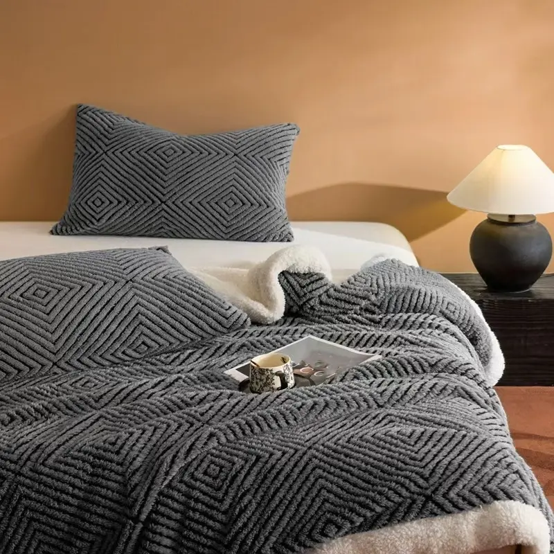 1pc Thick Double-Sided Cozy Sherpa Throw Blanket, Soft Warm Geometric Pattern Bedding, All-Season Textile for Home Use