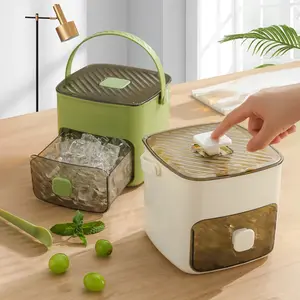 Portable Foldable Ice Cube Tray for Camping & Hiking BPA-Free Flexible Silicone Mold with Built-in Pliers Hygienic Retrieval Ideal for Refrigerators Picnics Outdoor Adventures